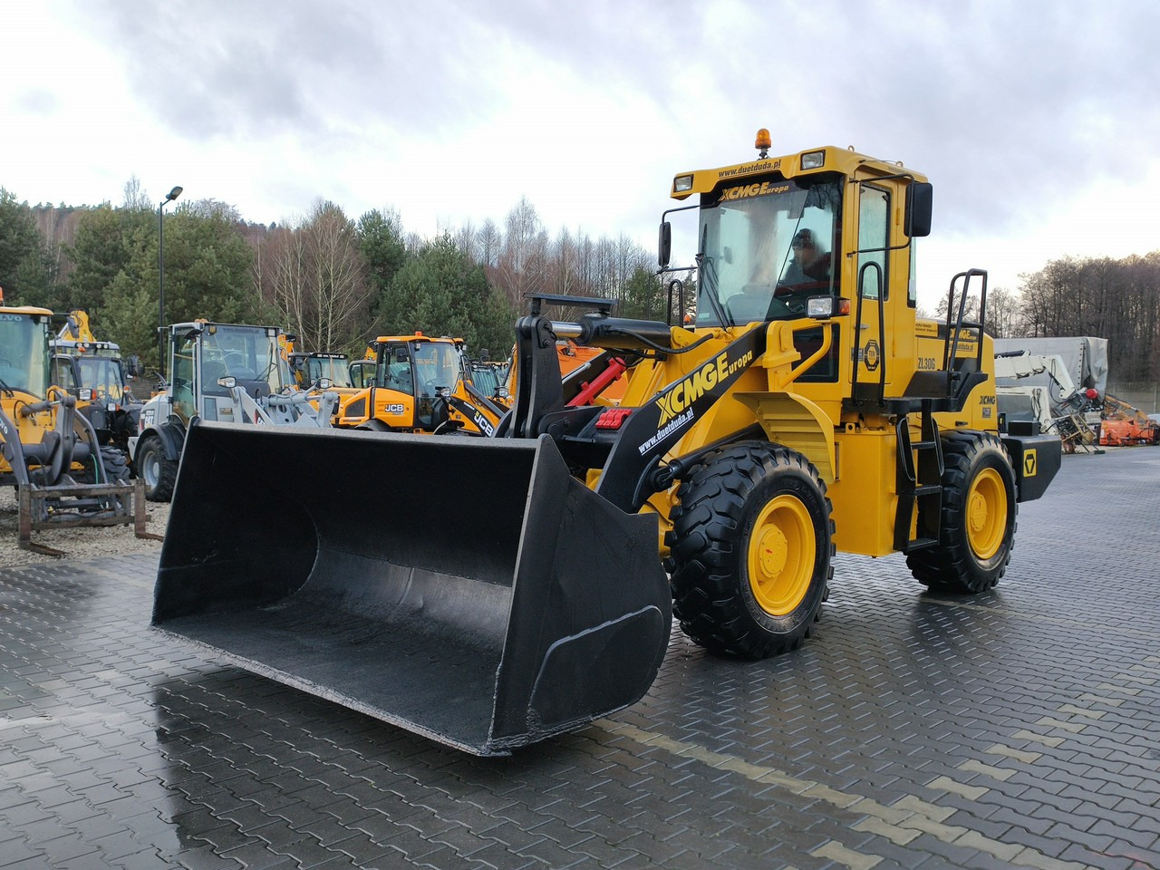XCMG ZL 30G Centralne smarowanie Klimatyzacja 10T Super Stan !!! - Колесен товарач: снимка 5 XCMG ZL 30G Centralne smarowanie Klimatyzacja 10T Super Stan !!! - Колесен товарач: снимка 5