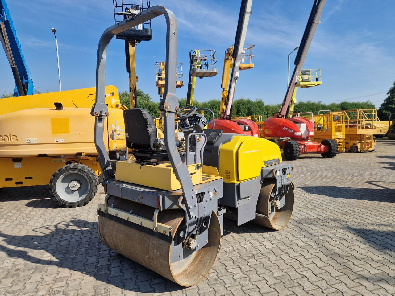 DYNAPAC CC 1300 - Валяк: снимка 4 DYNAPAC CC 1300 - Валяк: снимка 4