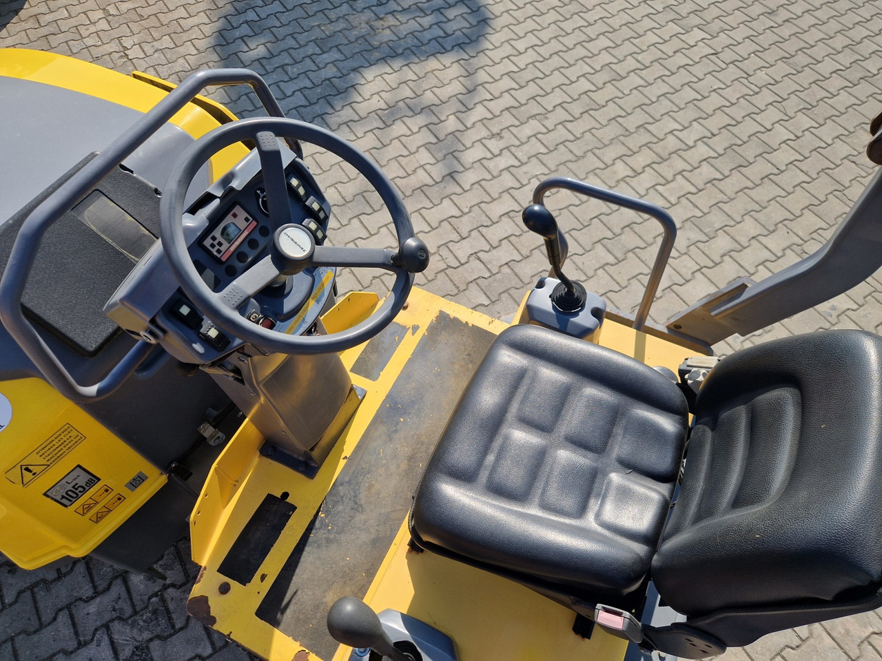 DYNAPAC CC 1300 - Валяк: снимка 5 DYNAPAC CC 1300 - Валяк: снимка 5