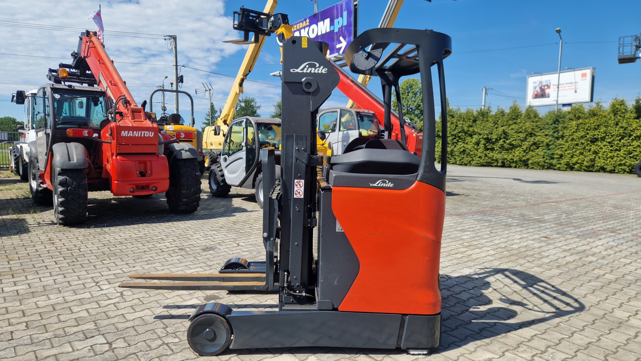 LINDE R 14 - 01 - Страничен товарач: снимка 1 LINDE R 14 - 01 - Страничен товарач: снимка 1