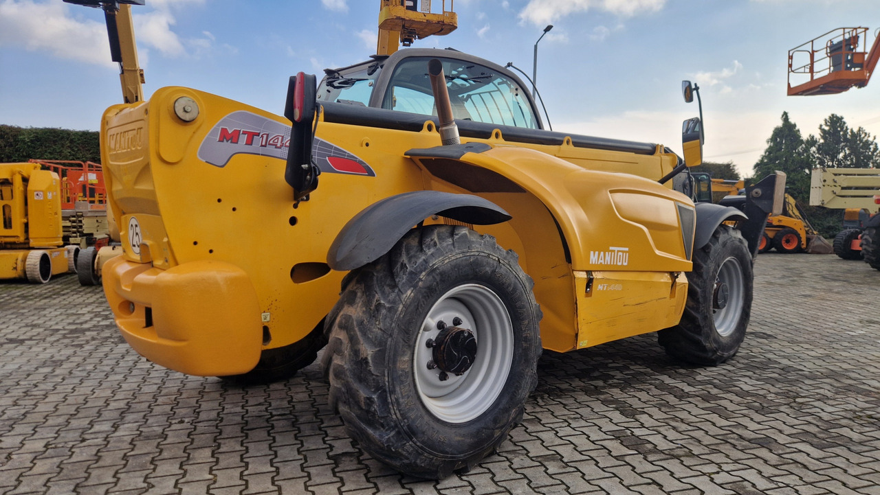 MANITOU MT 1440 100P ST3B - Телескопичен колесен товарач: снимка 3 MANITOU MT 1440 100P ST3B - Телескопичен колесен товарач: снимка 3