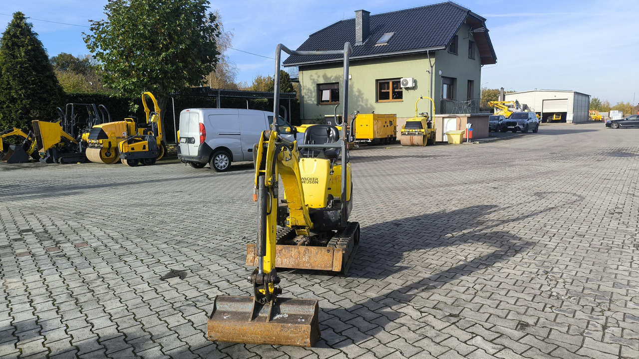 WACKER NEUSON 803 - Мини багер: снимка 2 WACKER NEUSON 803 - Мини багер: снимка 2