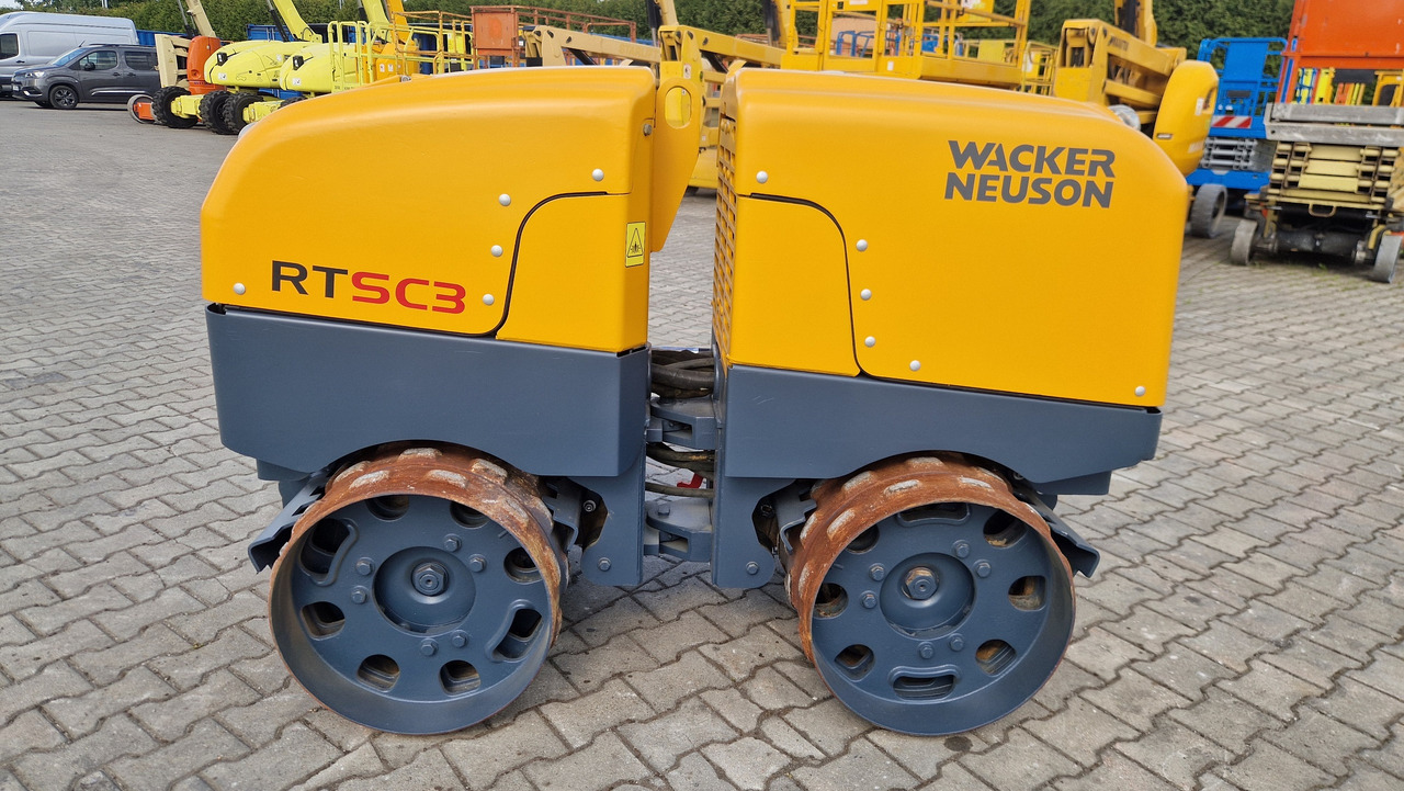 WACKER NEUSON RT SC 3 - Мини валяк: снимка 4 WACKER NEUSON RT SC 3 - Мини валяк: снимка 4