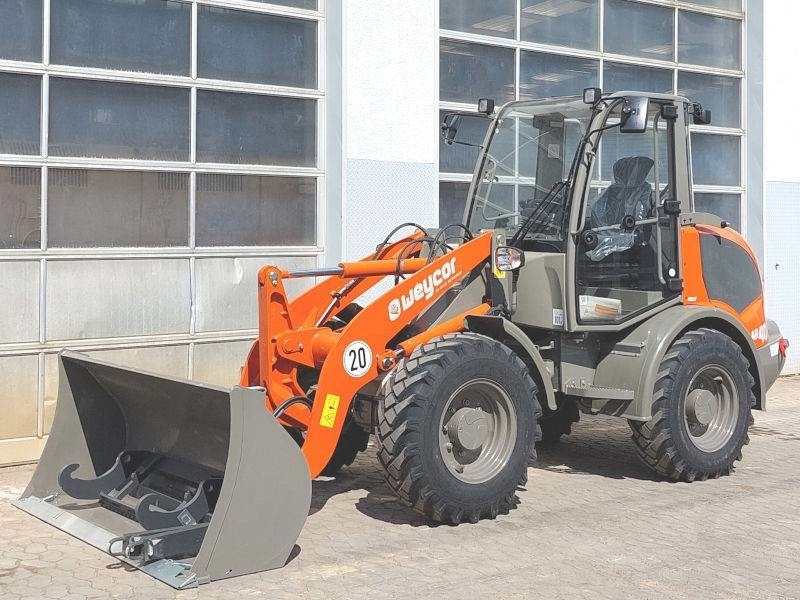 Atlas AR 400 - Мини челен товарач: снимка 2 Atlas AR 400 - Мини челен товарач: снимка 2