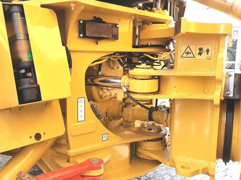 Съчленен самосвал Bell B 40 E: снимка 7