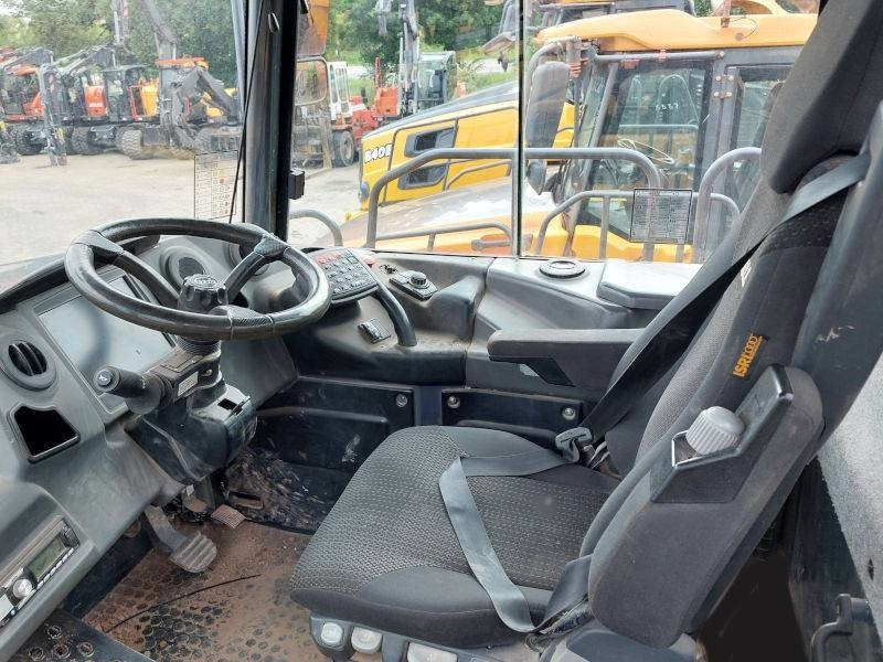 Съчленен самосвал Bell B 40 E: снимка 8