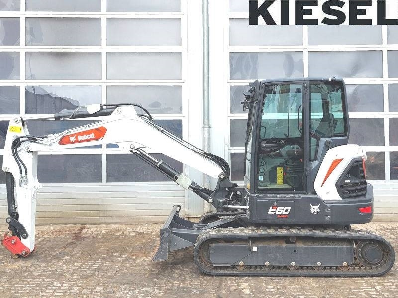 Bobcat E 60  - Мини багер: снимка 1 Bobcat E 60  - Мини багер: снимка 1