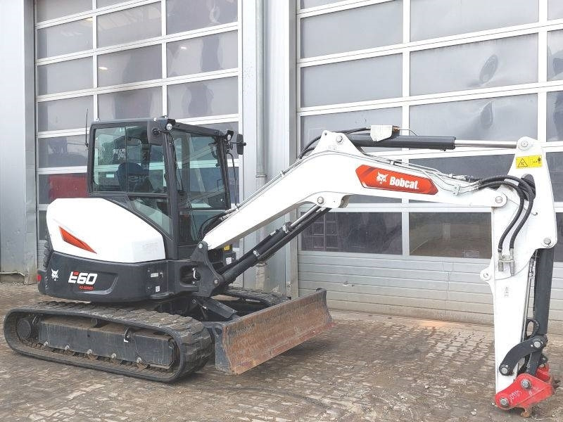 Bobcat E 60  - Мини багер: снимка 4 Bobcat E 60  - Мини багер: снимка 4