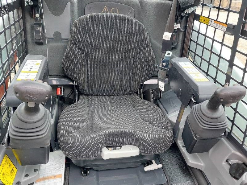 Лизинг на Bobcat T 450 Bobcat T 450: снимка 9 Лизинг на Bobcat T 450 Bobcat T 450: снимка 9