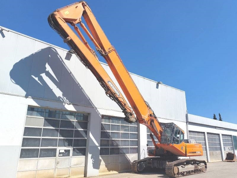 Doosan DX 420 LC - Багер за разрушаване: снимка 2 Doosan DX 420 LC - Багер за разрушаване: снимка 2