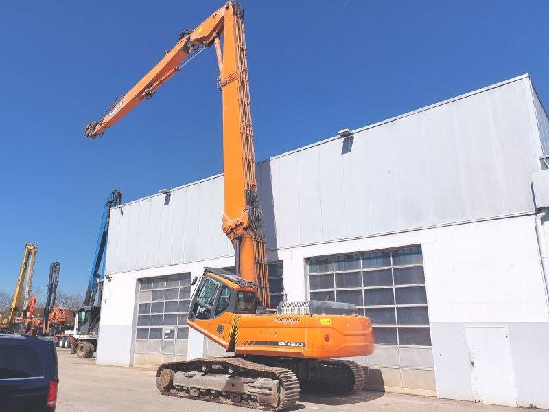 Doosan DX 420 LC - Багер за разрушаване: снимка 3 Doosan DX 420 LC - Багер за разрушаване: снимка 3