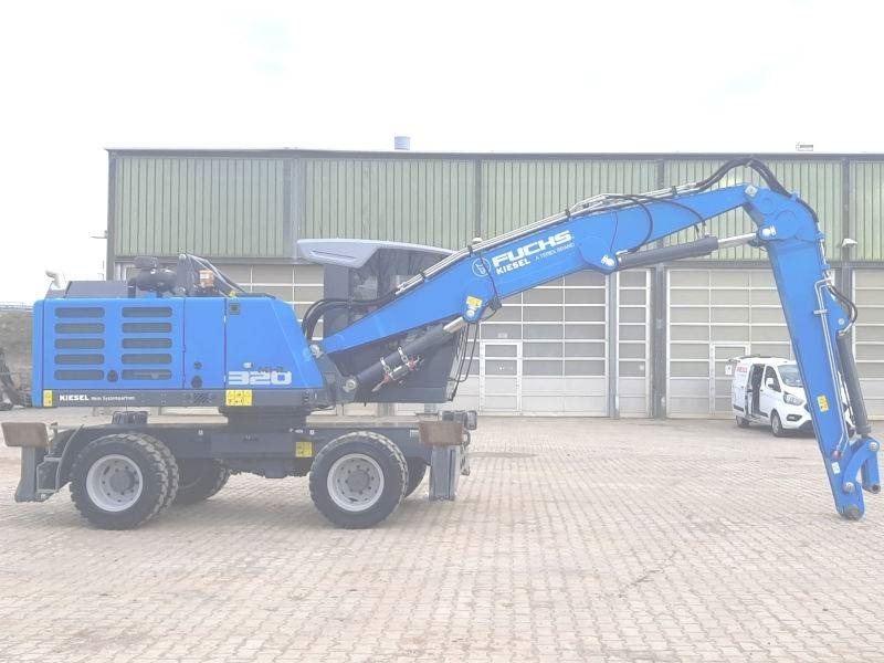 Fuchs MHL 320 F - Багер за манипулиране на материали: снимка 4 Fuchs MHL 320 F - Багер за манипулиране на материали: снимка 4