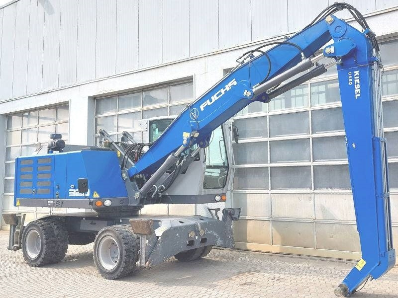 Fuchs MHL 320 F - Багер за манипулиране на материали: снимка 4 Fuchs MHL 320 F - Багер за манипулиране на материали: снимка 4