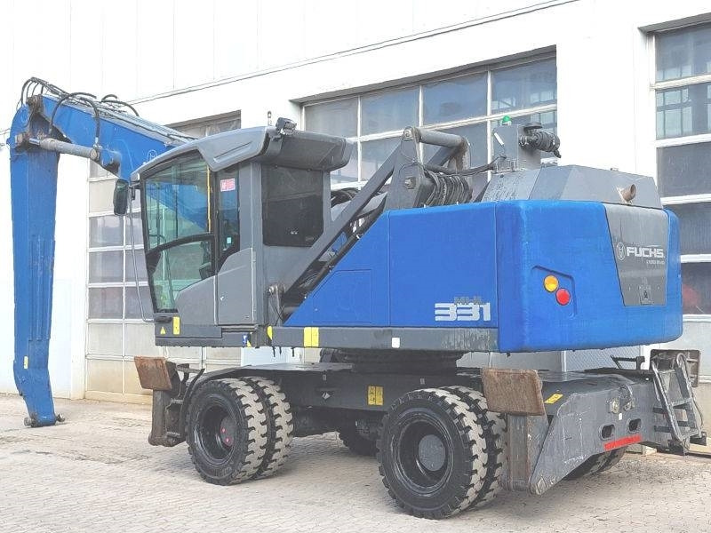 Fuchs MHL 331 F - Багер за манипулиране на материали: снимка 3 Fuchs MHL 331 F - Багер за манипулиране на материали: снимка 3
