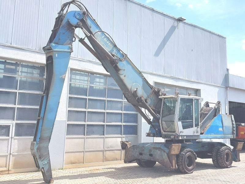 Fuchs MHL 350 D FQC - Багер за манипулиране на материали: снимка 2 Fuchs MHL 350 D FQC - Багер за манипулиране на материали: снимка 2