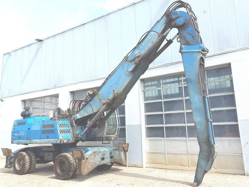 Fuchs MHL 350 D FQC - Багер за манипулиране на материали: снимка 4 Fuchs MHL 350 D FQC - Багер за манипулиране на материали: снимка 4