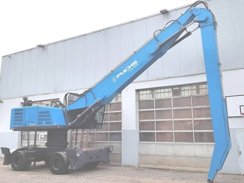 Fuchs MHL 350 F Pylon - Багер за манипулиране на материали: снимка 4 Fuchs MHL 350 F Pylon - Багер за манипулиране на материали: снимка 4