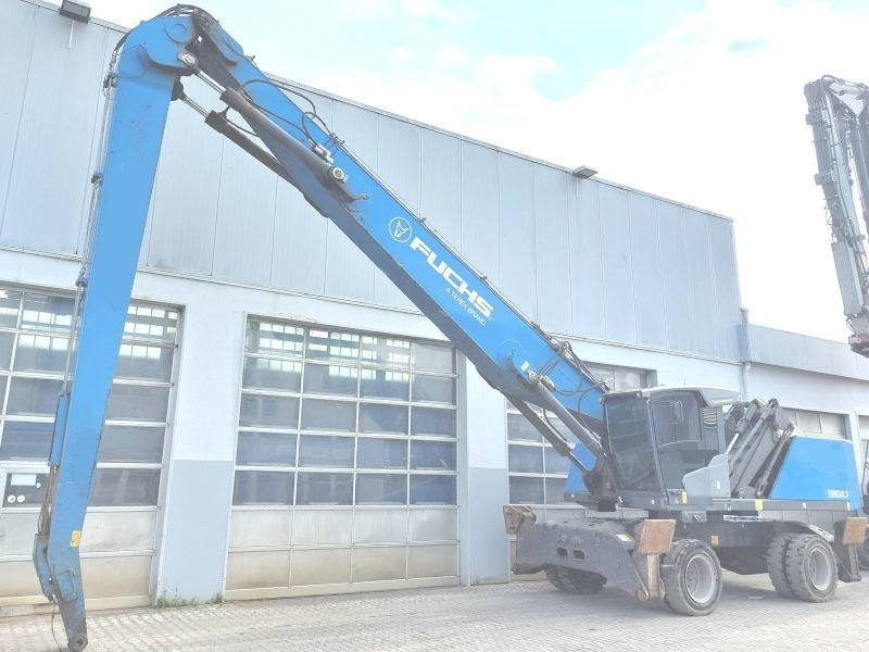 Fuchs MHL 360 F - Багер за манипулиране на материали: снимка 2 Fuchs MHL 360 F - Багер за манипулиране на материали: снимка 2