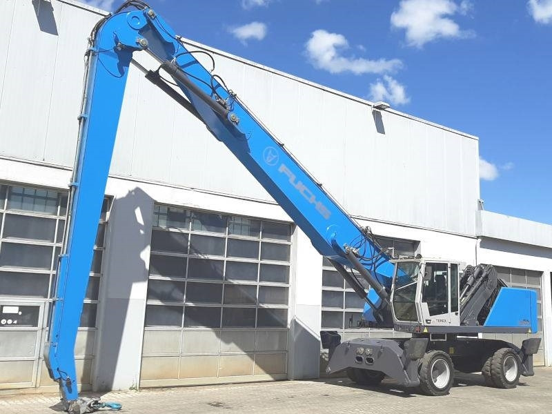 Fuchs MHL 360 F - Багер за манипулиране на материали: снимка 2 Fuchs MHL 360 F - Багер за манипулиране на материали: снимка 2