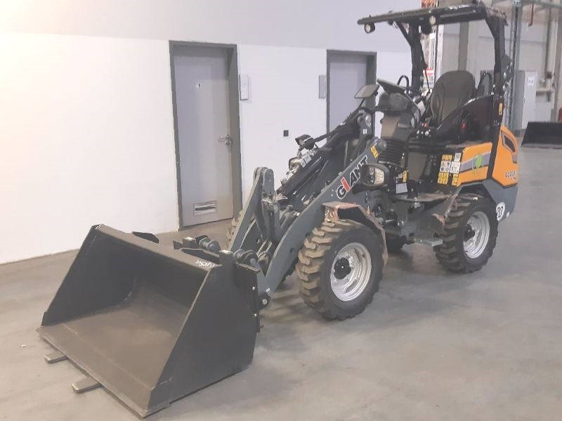 Giant G 2200 E X-Tra Elektro / electric - Мини челен товарач: снимка 2 Giant G 2200 E X-Tra Elektro / electric - Мини челен товарач: снимка 2