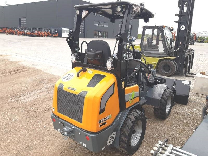 Giant G 2200 E X-Tra Elektro / electric - Мини челен товарач: снимка 4 Giant G 2200 E X-Tra Elektro / electric - Мини челен товарач: снимка 4