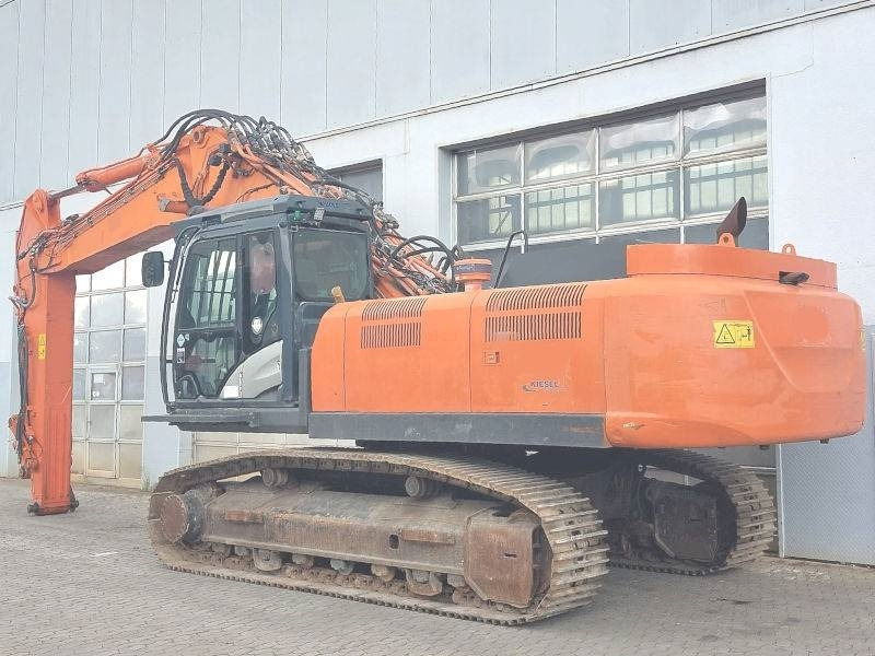 Hitachi KTEG KMC350-5 - Багер за разрушаване: снимка 3 Hitachi KTEG KMC350-5 - Багер за разрушаване: снимка 3