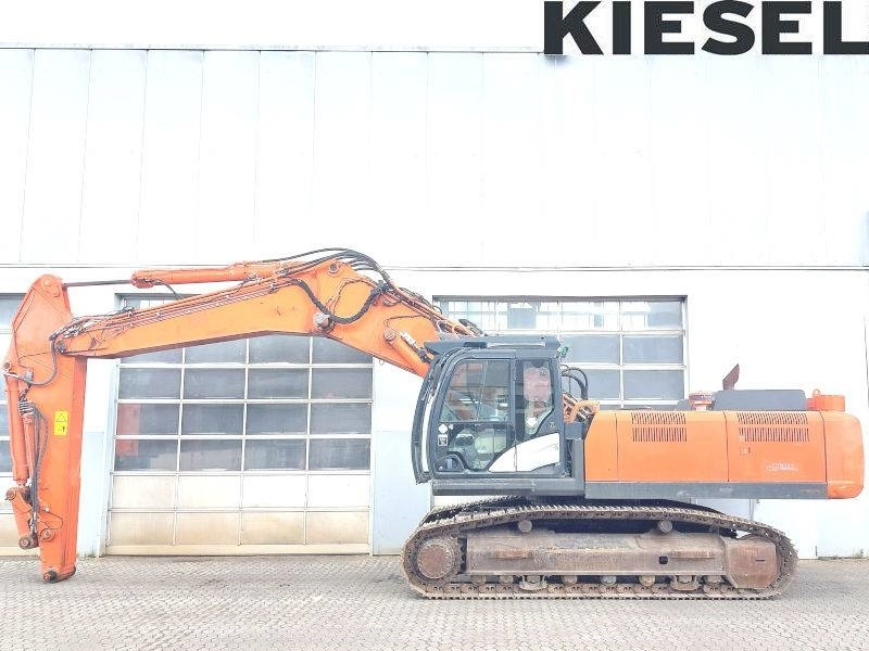Hitachi KTEG KMC350-5 - Багер за разрушаване: снимка 1 Hitachi KTEG KMC350-5 - Багер за разрушаване: снимка 1