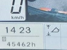 Колесен товарач Hitachi ZW 250-6: снимка 12