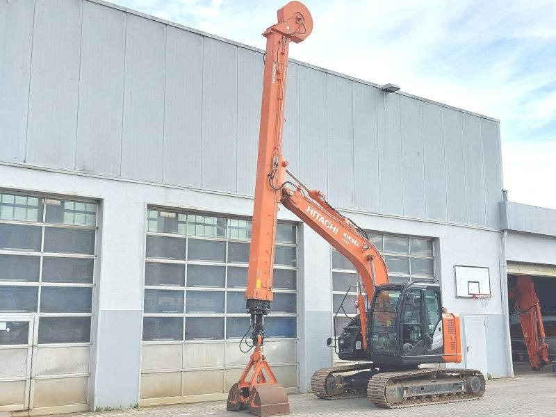 Hitachi ZX 135 US-6 Teledipper - Верижен багер: снимка 2 Hitachi ZX 135 US-6 Teledipper - Верижен багер: снимка 2