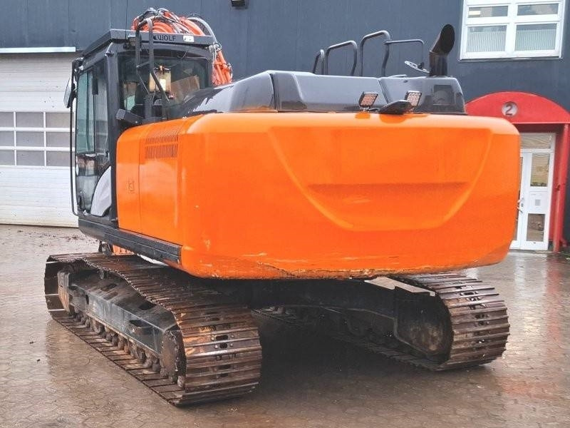 Hitachi ZX 210 LC-6 - Верижен багер: снимка 3 Hitachi ZX 210 LC-6 - Верижен багер: снимка 3