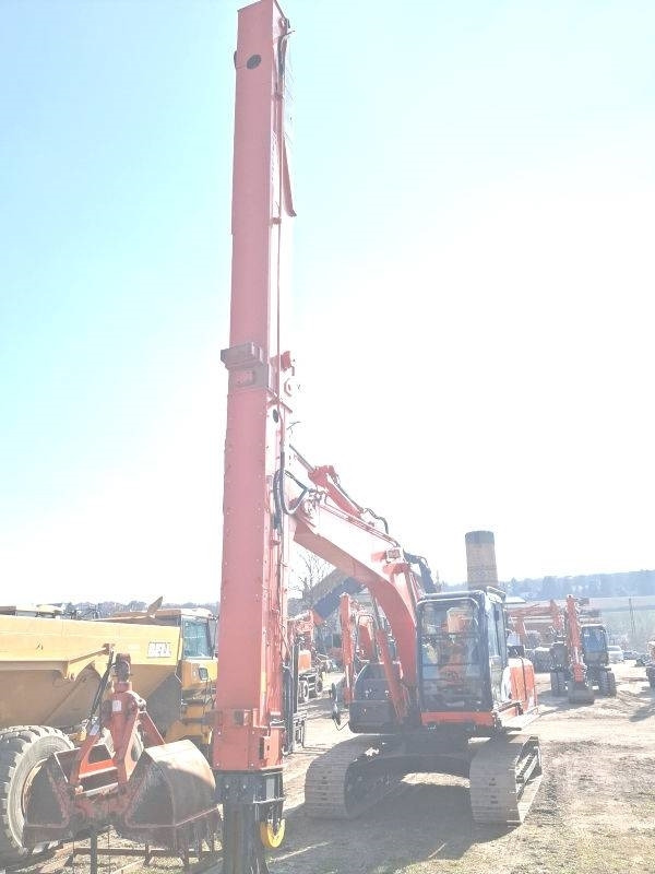Hitachi ZX 210 LC-6 Teledipper - Верижен багер: снимка 2 Hitachi ZX 210 LC-6 Teledipper - Верижен багер: снимка 2