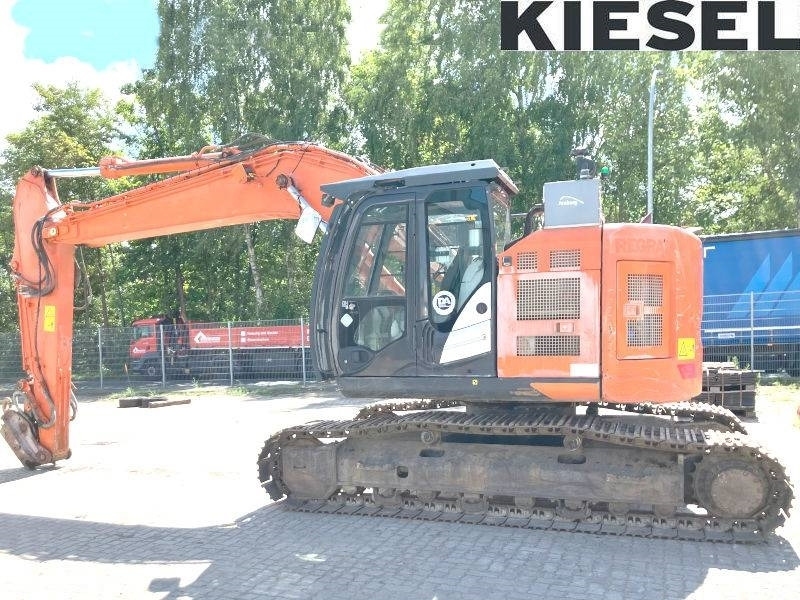 Hitachi ZX 225 US LC-6 - Верижен багер: снимка 1 Hitachi ZX 225 US LC-6 - Верижен багер: снимка 1