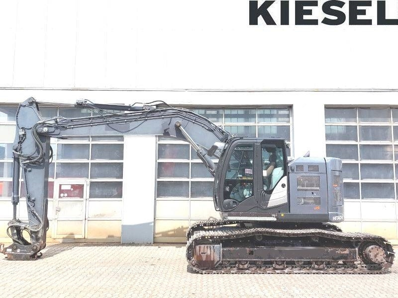 Hitachi ZX 225 US LC-6 - Верижен багер: снимка 1 Hitachi ZX 225 US LC-6 - Верижен багер: снимка 1