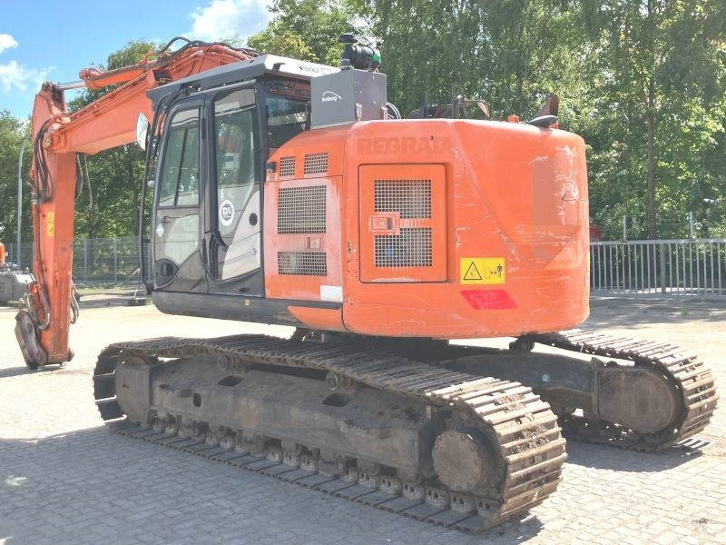 Hitachi ZX 225 US LC-6 - Верижен багер: снимка 3 Hitachi ZX 225 US LC-6 - Верижен багер: снимка 3