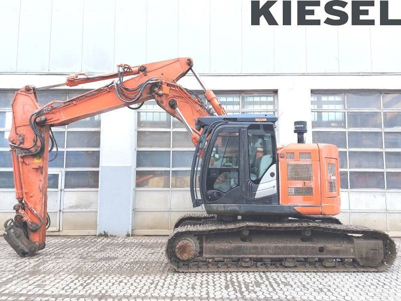 Верижен багер Hitachi ZX 225 US LC-6: снимка 1