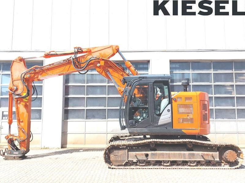 Hitachi ZX 225 US LC-6 - Верижен багер: снимка 1 Hitachi ZX 225 US LC-6 - Верижен багер: снимка 1