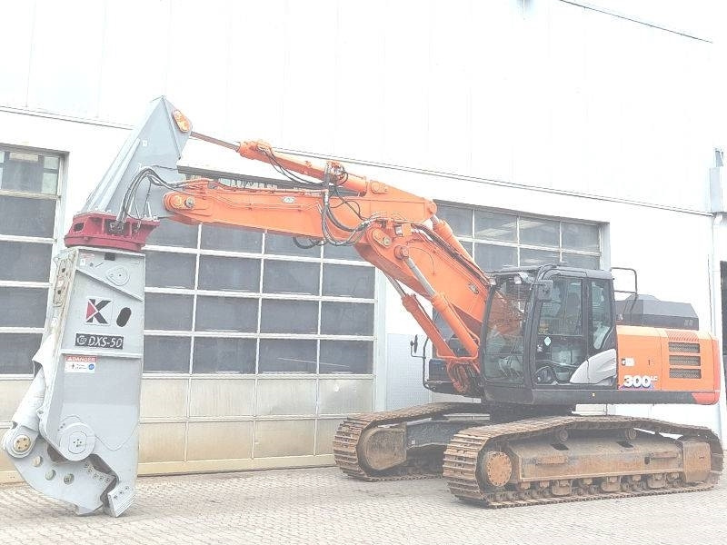 Hitachi ZX 300 LC-6 - Багер за разрушаване: снимка 2 Hitachi ZX 300 LC-6 - Багер за разрушаване: снимка 2