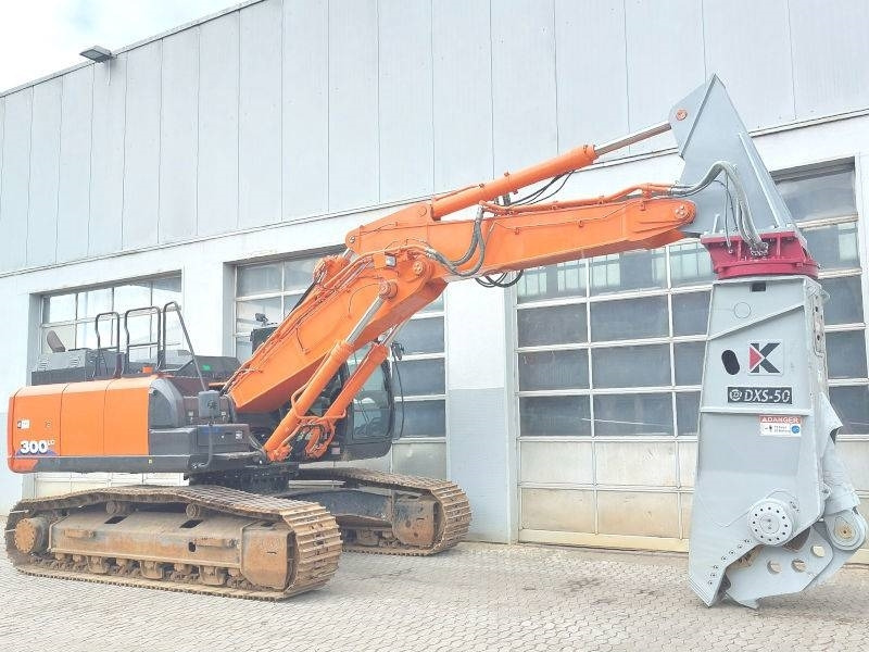 Hitachi ZX 300 LC-6 - Багер за разрушаване: снимка 4 Hitachi ZX 300 LC-6 - Багер за разрушаване: снимка 4