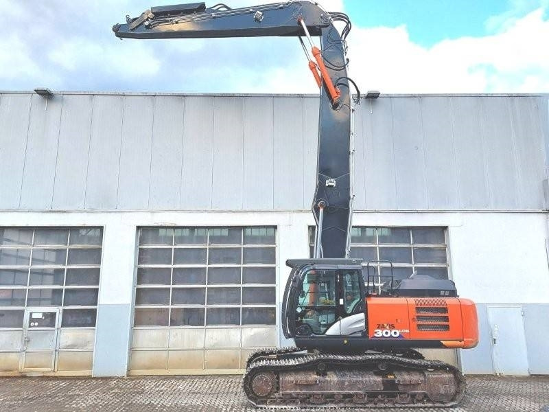Hitachi ZX 300 LCN-6 - Багер за разрушаване: снимка 2 Hitachi ZX 300 LCN-6 - Багер за разрушаване: снимка 2