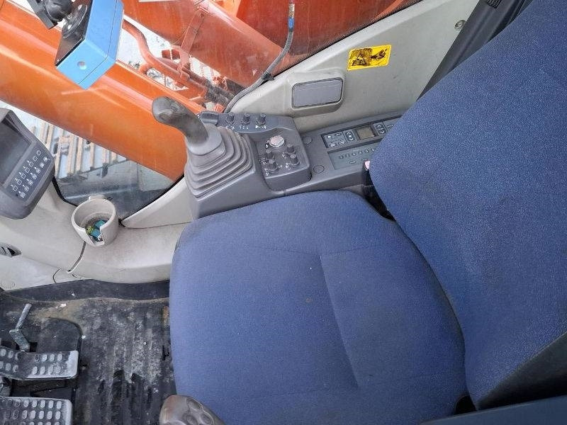 Багер за разрушаване Hitachi ZX 470 LCD-3: снимка 9 Багер за разрушаване Hitachi ZX 470 LCD-3: снимка 9