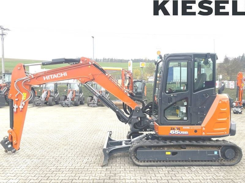 Hitachi ZX 65 USB-6 - Мини багер: снимка 1 Hitachi ZX 65 USB-6 - Мини багер: снимка 1