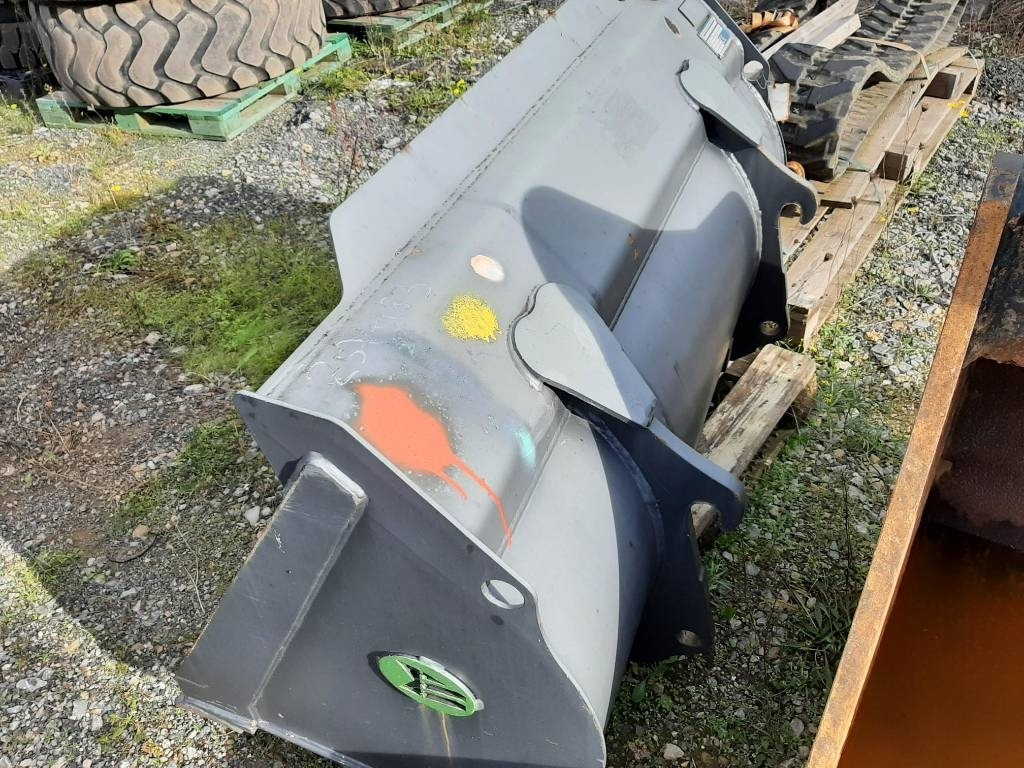 Kaiser Erdbauschaufel1600mm - Кофа за Строителна техника: снимка 2 Kaiser Erdbauschaufel1600mm - Кофа за Строителна техника: снимка 2