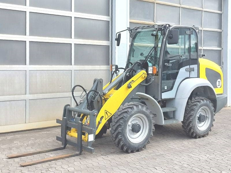 Kramer 5050 - Мини челен товарач: снимка 2 Kramer 5050 - Мини челен товарач: снимка 2