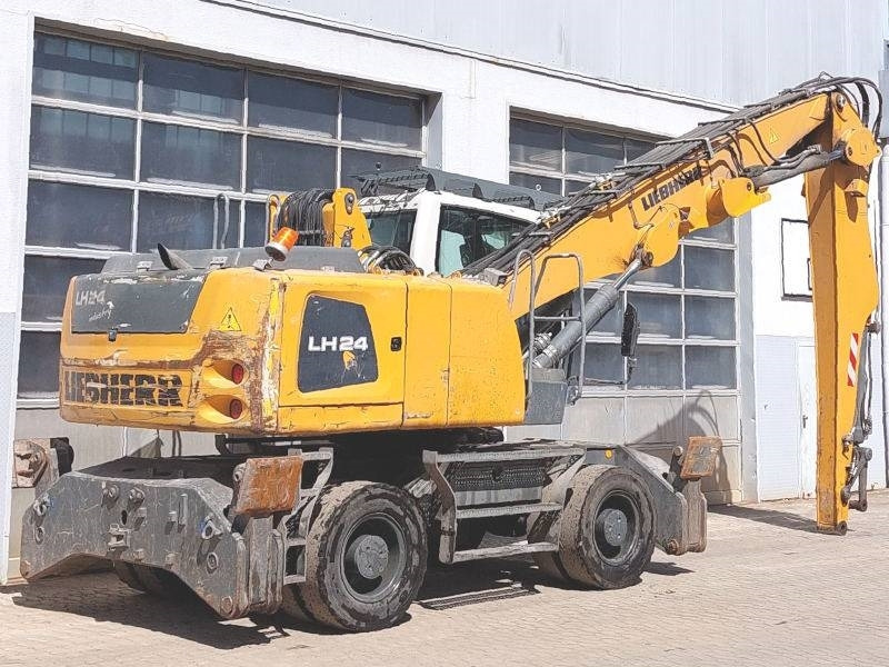 Багер за манипулиране на материали Liebherr LH 24: снимка 6