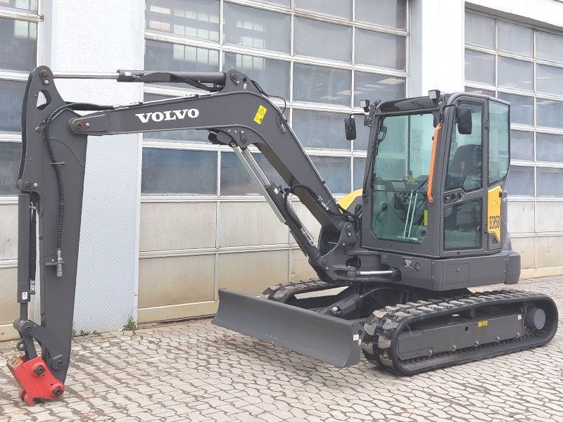 Volvo ECR 58 F - Мини багер: снимка 2 Volvo ECR 58 F - Мини багер: снимка 2