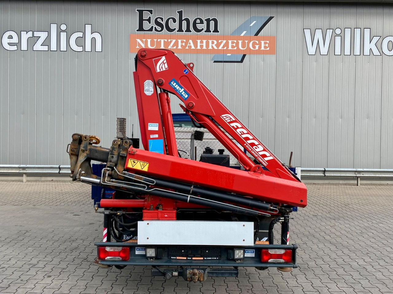 Iveco 65 C18 | Ferrari F541R A4 Kran*FUNK*3x Sitze*AHK Iveco 65 C18 | Ferrari F541R A4 Kran*FUNK*3x Sitze*AHK - Бордови бус: снимка 5 Iveco 65 C18 | Ferrari F541R A4 Kran*FUNK*3x Sitze*AHK Iveco 65 C18 | Ferrari F541R A4 Kran*FUNK*3x Sitze*AHK - Бордови бус: снимка 5