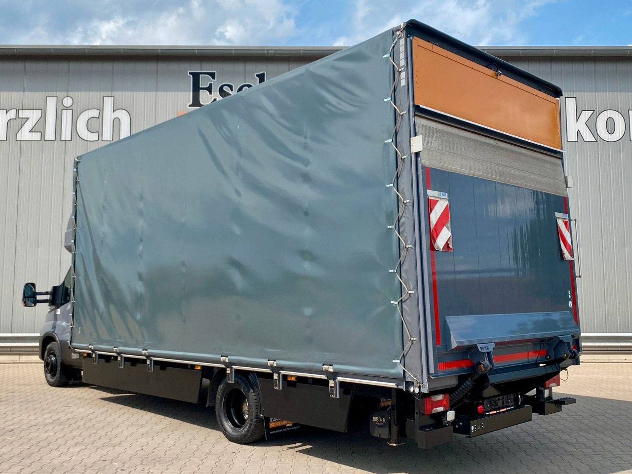 Iveco Daily Hi-Matic 70 C 21 Topsleeper | LBW 1,00to. - Брезентов бус: снимка 3 Iveco Daily Hi-Matic 70 C 21 Topsleeper | LBW 1,00to. - Брезентов бус: снимка 3