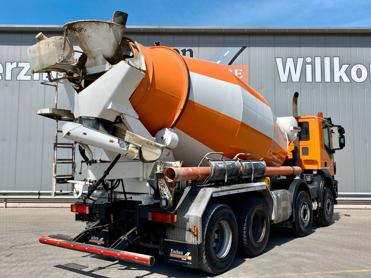 Iveco Trakker AD 340 TB 400/8x4 | 9m³ Liebherr*Navi*AC - Бетоновоз: снимка 5 Iveco Trakker AD 340 TB 400/8x4 | 9m³ Liebherr*Navi*AC - Бетоновоз: снимка 5