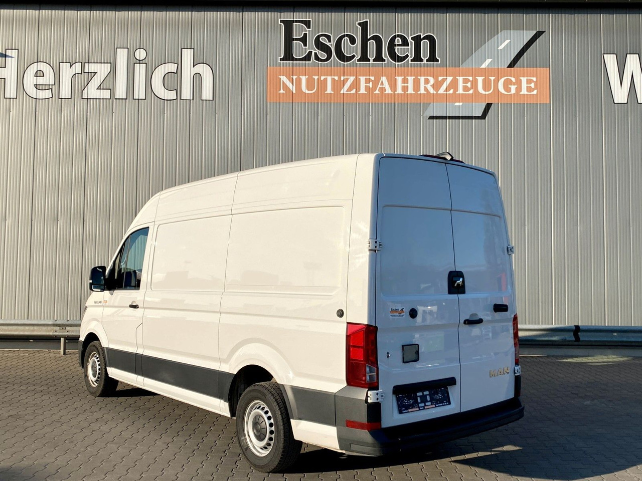 MAN TGE 3.140 | Seitentür*3x Sitze*Navi*Kamera*AC - Товарен бус: снимка 3 MAN TGE 3.140 | Seitentür*3x Sitze*Navi*Kamera*AC - Товарен бус: снимка 3