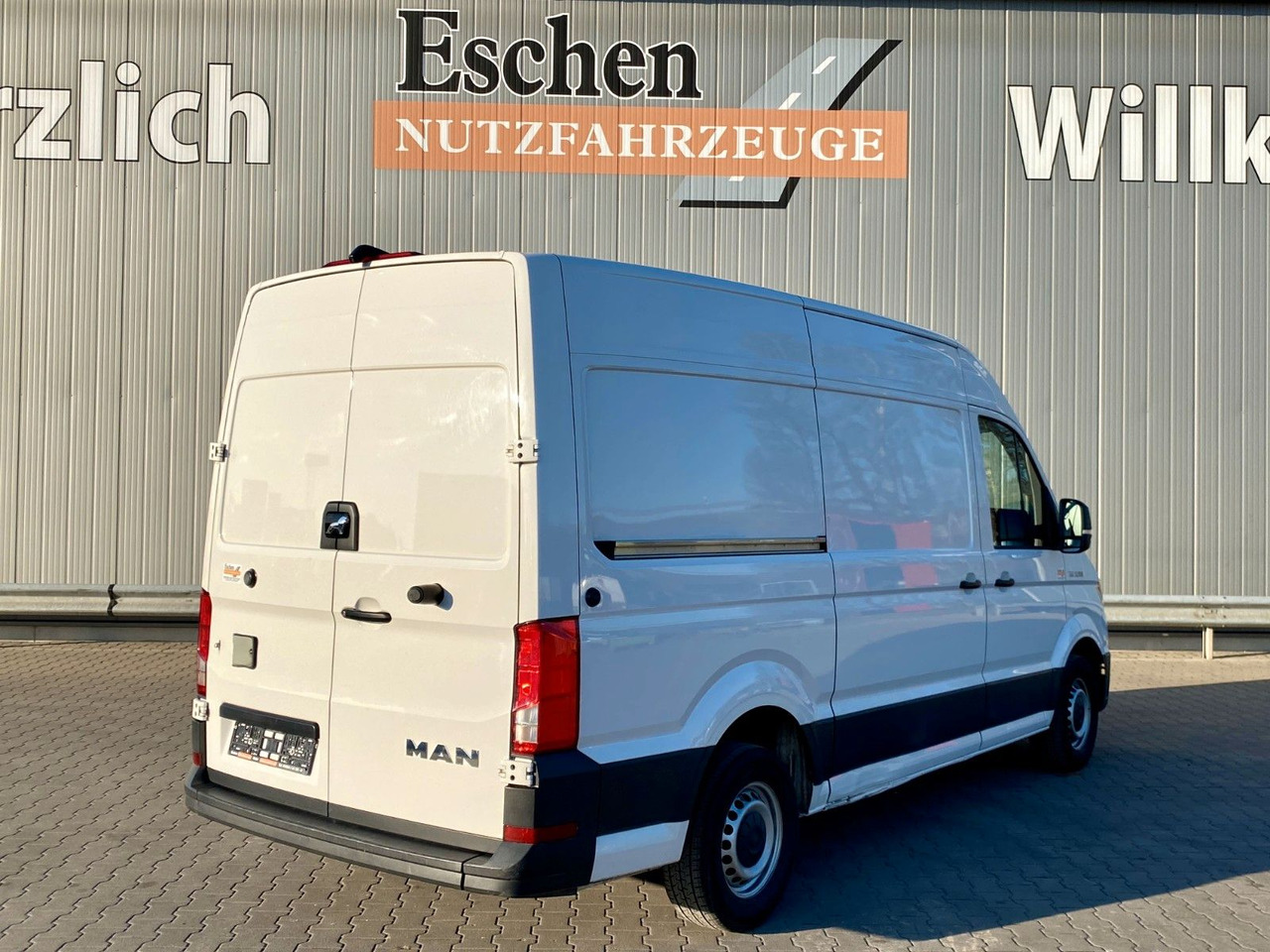 MAN TGE 3.140 | Seitentür*3x Sitze*Navi*Kamera*AC - Товарен бус: снимка 5 MAN TGE 3.140 | Seitentür*3x Sitze*Navi*Kamera*AC - Товарен бус: снимка 5